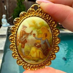Vintage 1950's Porcelain Courting Couple Cameo Pendant Gold Tone Frame